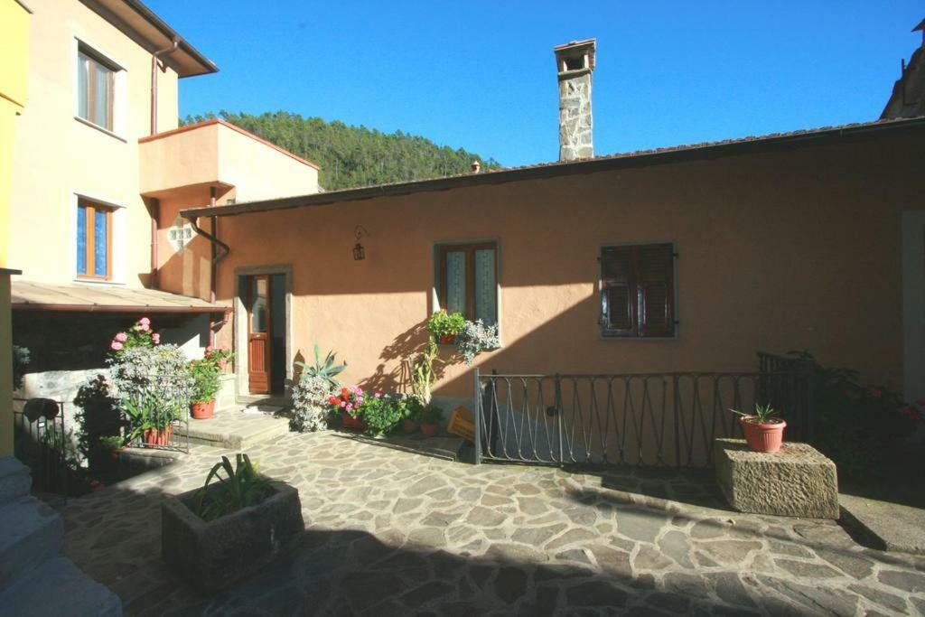 מלון Rocchetta di Vara Al Casale Del Vecchio Mulino מראה חיצוני תמונה